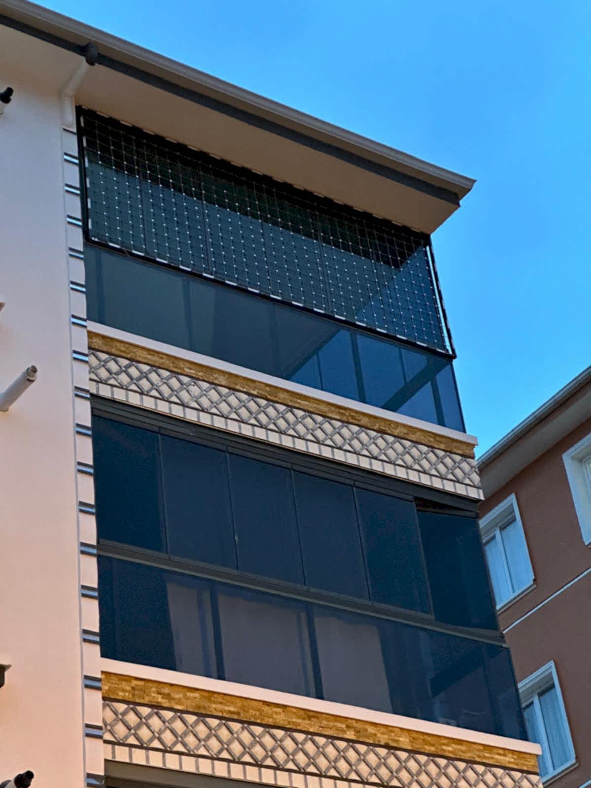 Sincan Cam Balkon İmalatı Ve Montajı